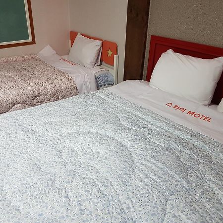 Sky Motel Gwangju Metropolitan City Buitenkant foto