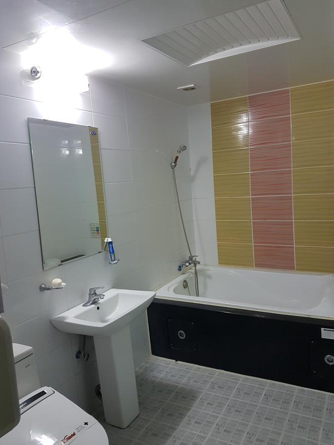 Sky Motel Gwangju Metropolitan City Buitenkant foto