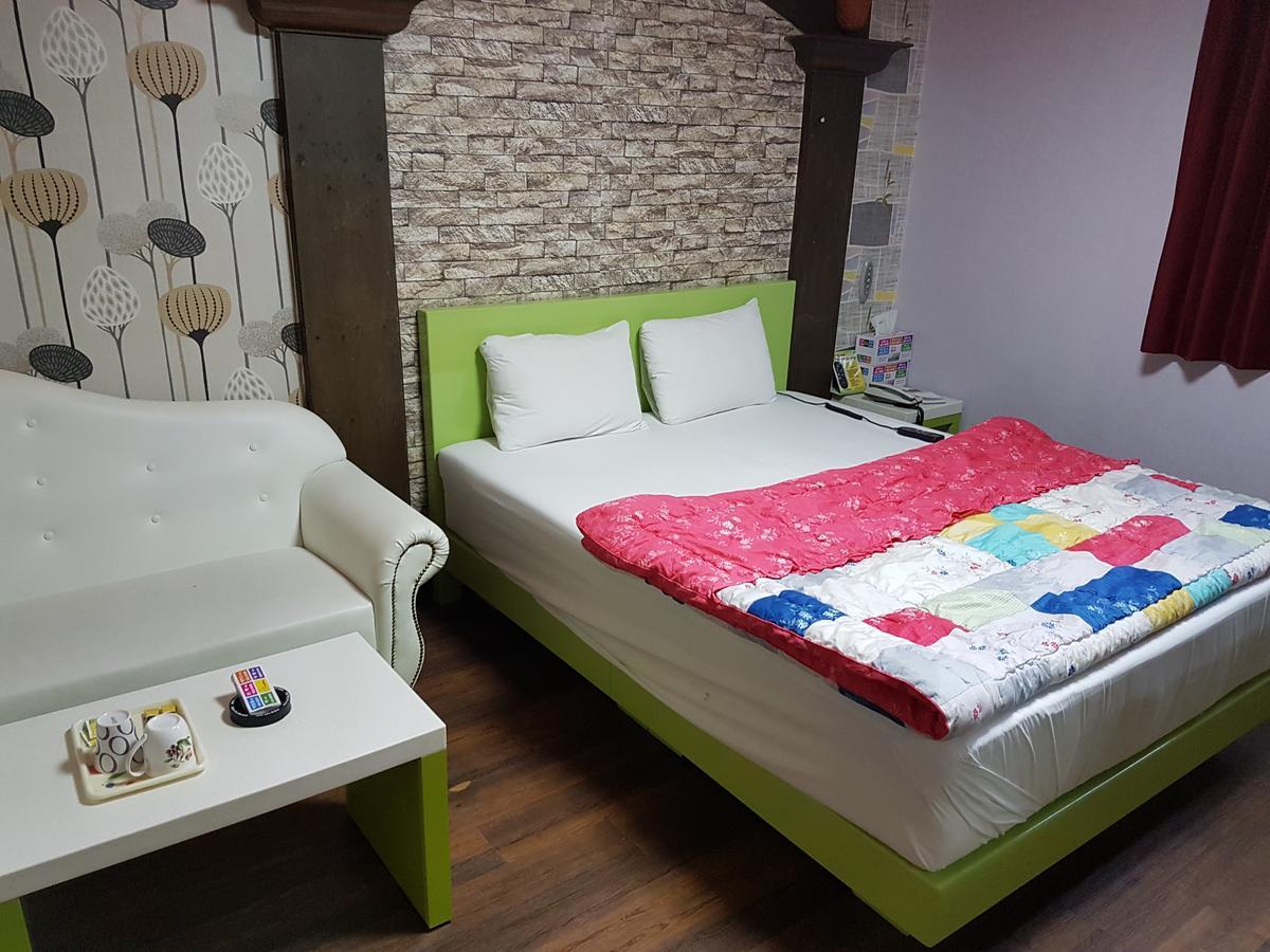 Sky Motel Gwangju Metropolitan City Buitenkant foto